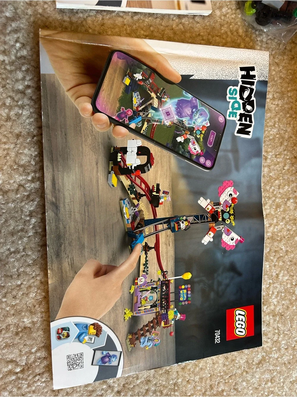 LEGO brand 2 sets of Hidden Side series